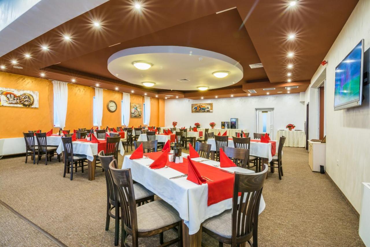 Hotel Royal Borovets Exterior photo