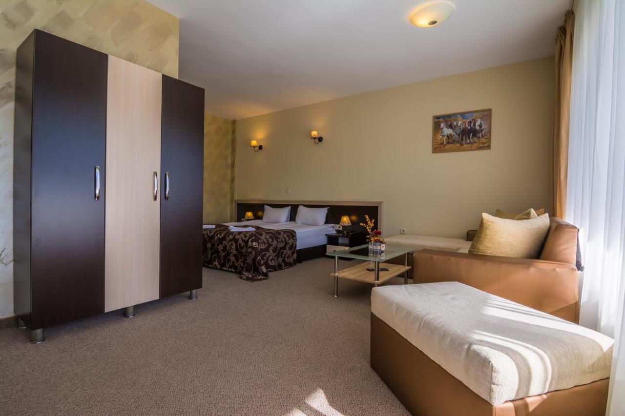 Hotel Royal Borovets Exterior photo